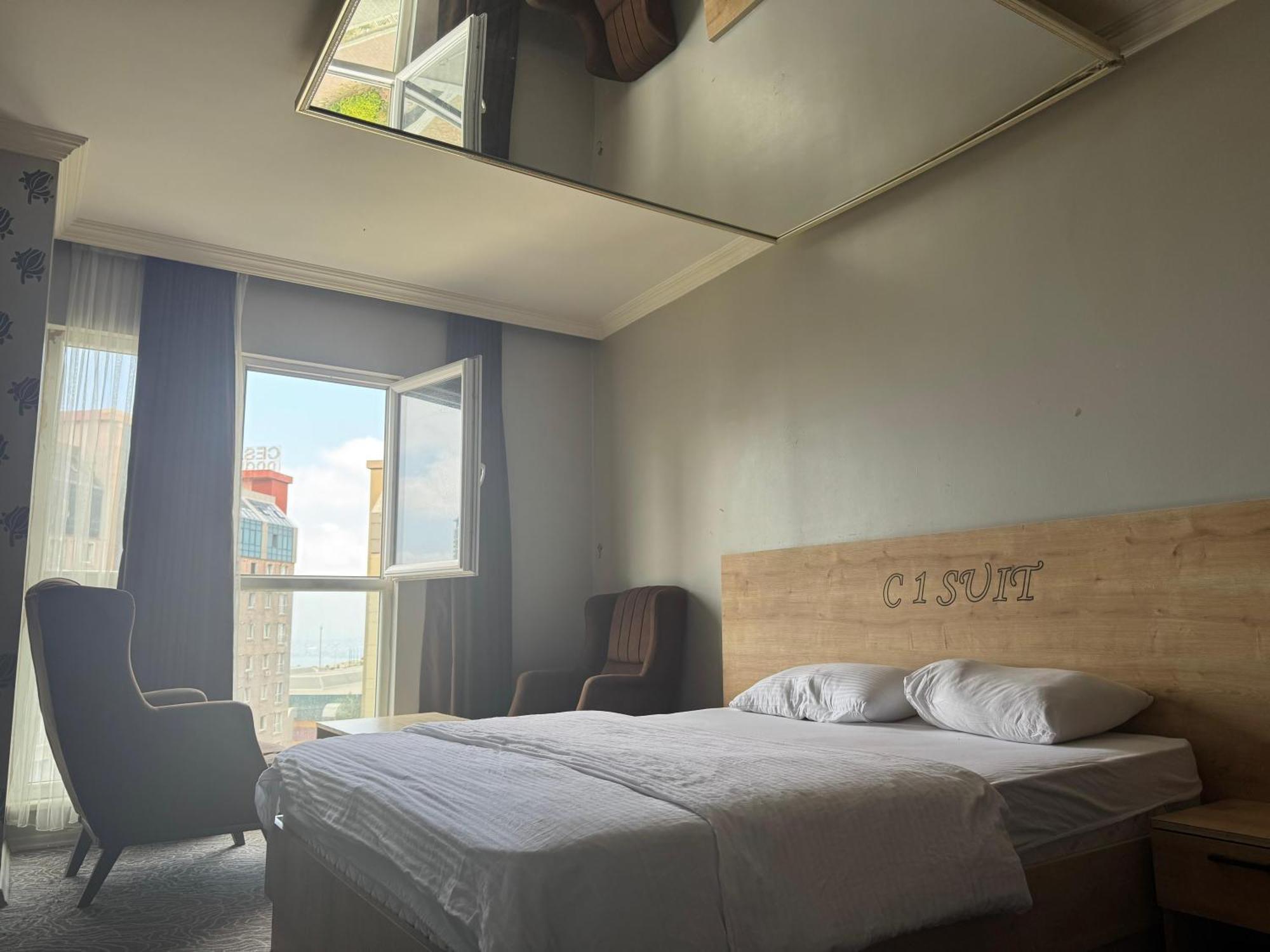 C1 Suite — Fotoğraflar 1